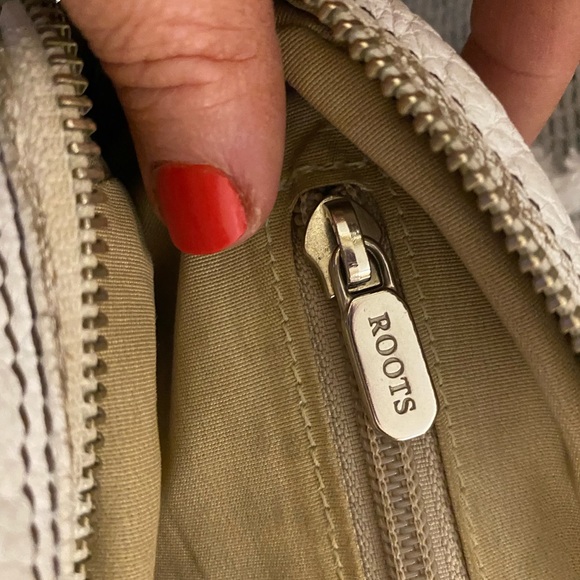 EUC Authentic Roots Leather Tassel handbag. - Picture 13 of 15